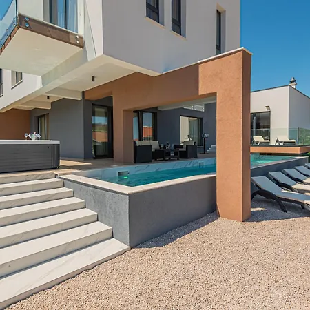 Villa Simun By Interhome *